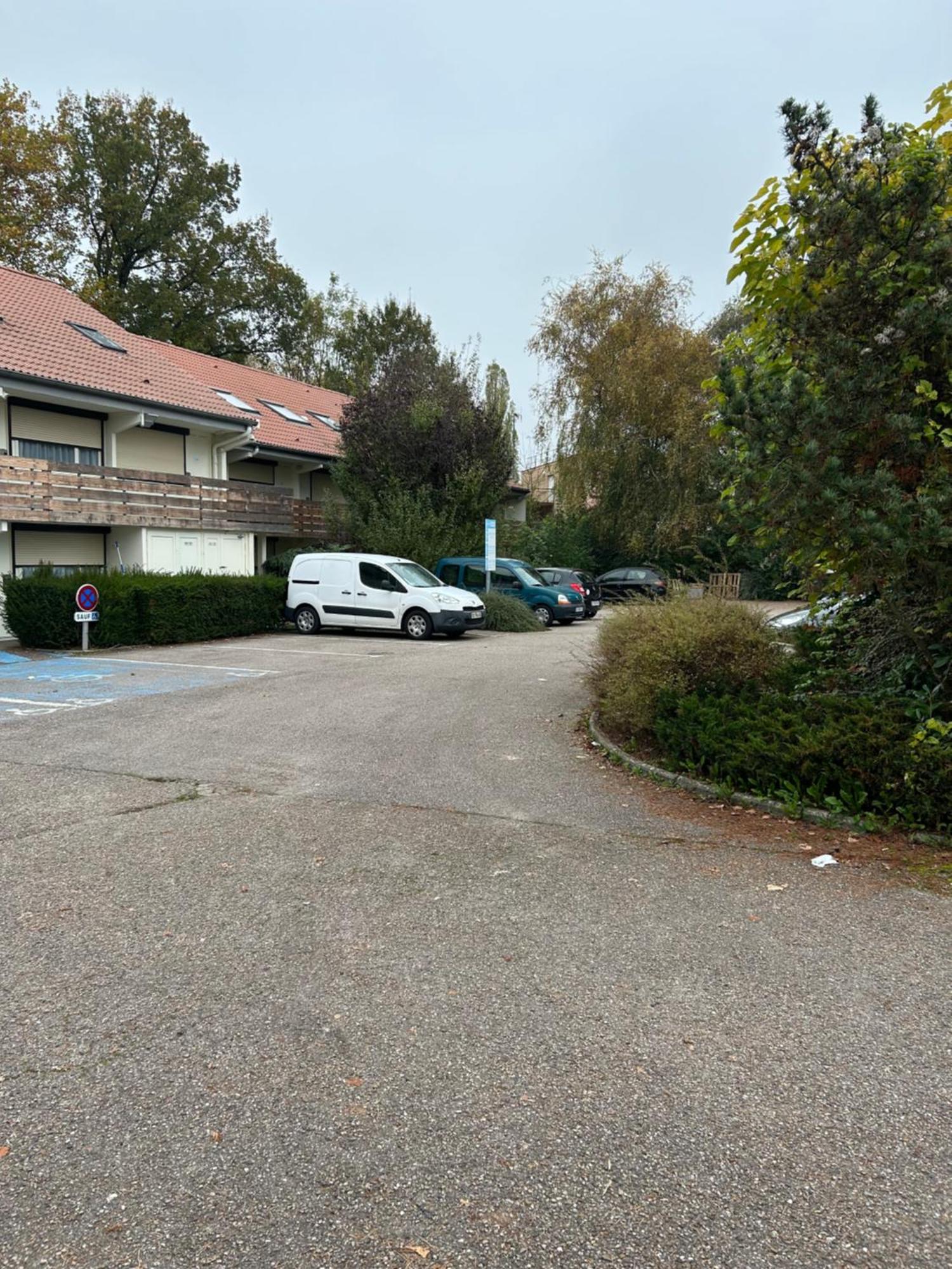 Kyriad Direct Metz Nord - Woippy Exteriör bild